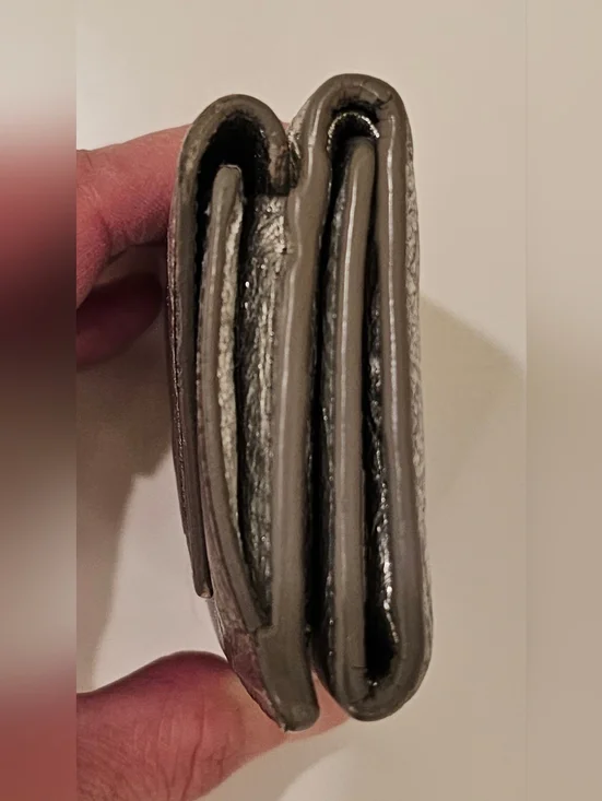 BALENCIAGA Silver Crinkle Trifold Compact Wallet - Picture 3 of 11